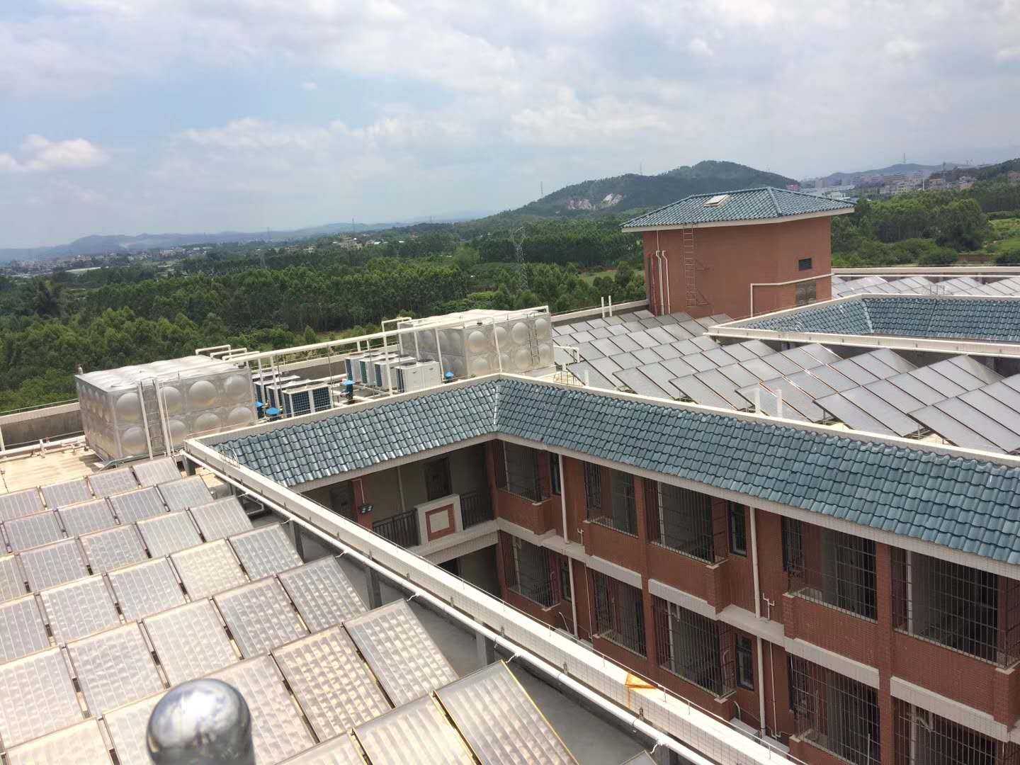 学校热水工程